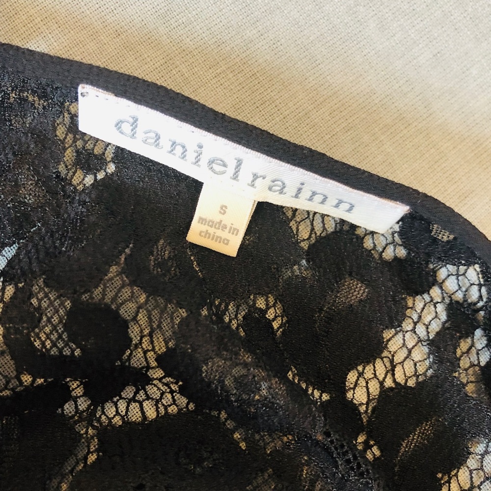 Daniel Rainn Blush Long Sleeved Top W/ Black Lace - Picture 5 of 5